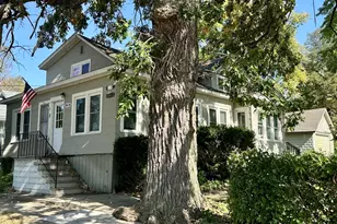 314 S 2nd Ave, Saint Charles, IL 60174 - Photo 1