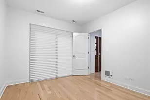 2340 W Adams Ave, Chicago, IL 60612 - Photo 18