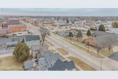 533 W State Street, Sycamore, IL 60178 - Photo 24