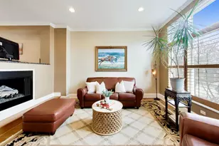 1853 Prairie St, Glenview, IL 60025 - Photo 2