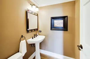 1853 Prairie St, Glenview, IL 60025 - Photo 12