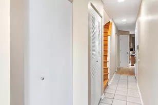 1801 W Winnemac Ave, Chicago, IL 60640 - Photo 2