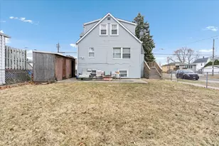 3301 N Ozanam Ave, Chicago, IL 60634 - Photo 2