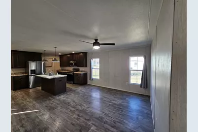 303 N Marion Street, Centralia, IL 62801 - Photo 8