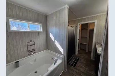 303 N Marion Street, Centralia, IL 62801 - Photo 24