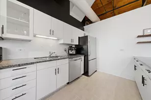 913 W Van Buren St, Chicago, IL 60607 - Photo 10