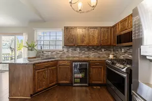 604 Berkshire Ct, Oswego, IL 60543 - Photo 8