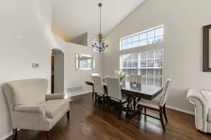 604 Berkshire Ct, Oswego, IL 60543 - Photo 6