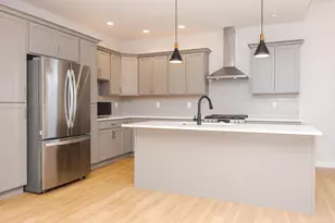 1906 Dunraven Rd, Bloomington, IL 61704 - Photo 6