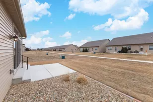 1906 Dunraven Rd, Bloomington, IL 61704 - Photo 34