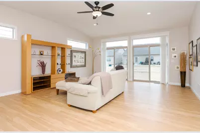 1906 Dunraven Road, Bloomington, IL 61704 - Photo 14