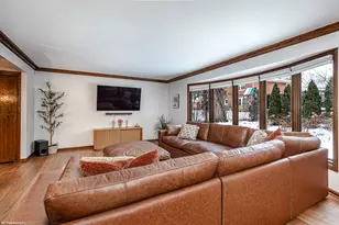 6729 W Menominee Pkwy, Palos Heights, IL 60463 - Photo 4