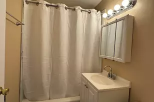 7337 S South Shore Dr, Chicago, IL 60649 - Photo 6