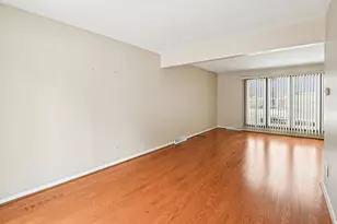 2705 Jacquelyn Ln, Waukegan, IL 60087 - Photo 8