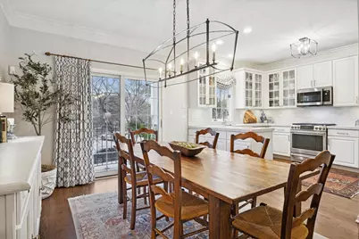 407 W Hillgrove Avenue, La Grange, IL 60525 - Photo 6