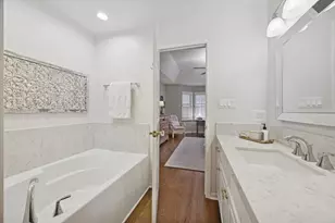 407 W Hillgrove Ave, La Grange, IL 60525 - Photo 14