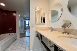 1910 S Indiana Ave, Chicago, IL 60616 - Photo 10