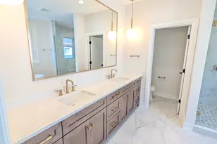 722 S Berkley Ave, Elmhurst, IL 60126 - Photo 6