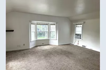 820 Clay Street #1-2, Woodstock, IL 60098 - Photo 2