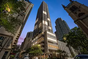 30 E Huron St, Chicago, IL 60611 - Photo 2