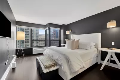 30 E Huron Street #2710, Chicago, IL 60611 - Photo 12