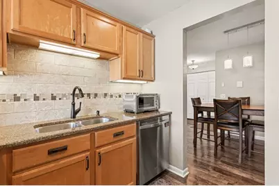 267 Northbury Court #D2, Schaumburg, IL 60193 - Photo 8