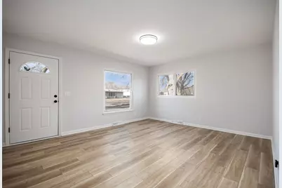 20 Durango Road, Montgomery, IL 60538 - Photo 2