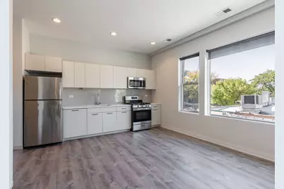 2247 W Lawrence Avenue #303, Chicago, IL 60625 - Photo 4