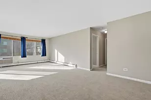 920 E Old Willow Rd, Prospect Heights, IL 60070 - Photo 4