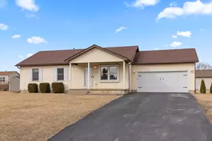 3771 E 2708th Rd, Sheridan, IL 60551 - Photo 1