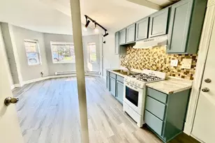 9211 S Laflin St, Chicago, IL 60620 - Photo 2