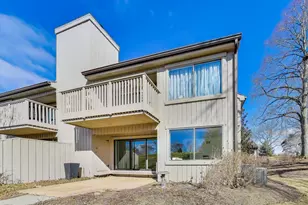 83C Thornhill Ln, Lake Barrington, IL 60010 - Photo 22