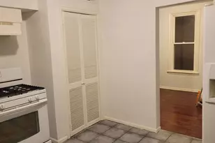 169 E 23rd St, Chicago Heights, IL 60411 - Photo 2