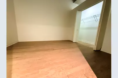 833 W 15th Place #314, Chicago, IL 60608 - Photo 10