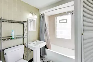 250 High St, Highwood, IL 60040 - Photo 26