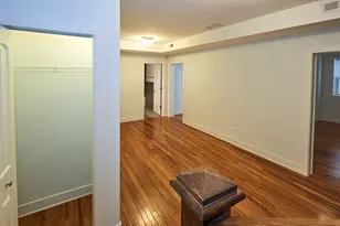 6134 N Washtenaw Ave, Chicago, IL 60659 - Photo 18