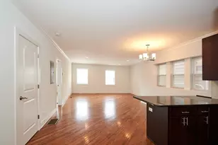 6134 N Washtenaw Ave, Chicago, IL 60659 - Photo 2