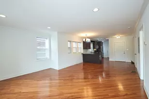 6134 N Washtenaw Ave, Chicago, IL 60659 - Photo 8