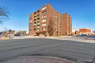 11 W Green St, Bensenville, IL 60106 - Photo 1