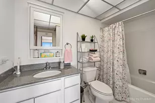 11 W Green St, Bensenville, IL 60106 - Photo 12