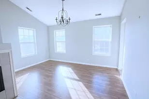 2866 Stonewater Dr, Naperville, IL 60564 - Photo 6