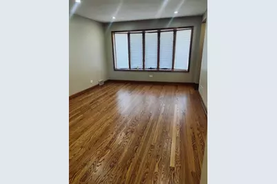 6321 S Narragansett Avenue, Chicago, IL 60638 - Photo 2