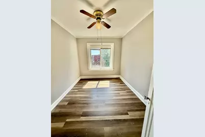 9213 S Laflin Street #3A, Chicago, IL 60620 - Photo 2