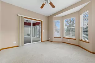 102 Hitching Post Ln, Grayslake, IL 60030 - Photo 22