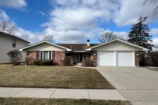 1418 Bladon Rd, Schaumburg, IL 60195 - Photo 1