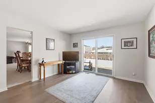 1418 Bladon Rd, Schaumburg, IL 60195 - Photo 14