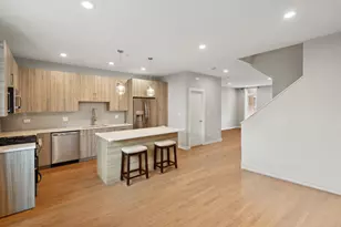 2237 W Coulter St, Chicago, IL 60608 - Photo 14
