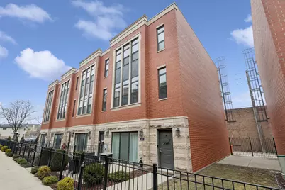 2237 W Coulter Street #4, Chicago, IL 60608 - Photo 1