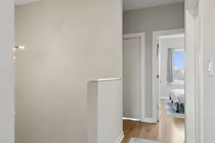 2237 W Coulter St, Chicago, IL 60608 - Photo 12