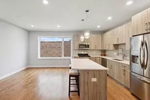 2237 W Coulter St, Chicago, IL 60608 - Photo 12
